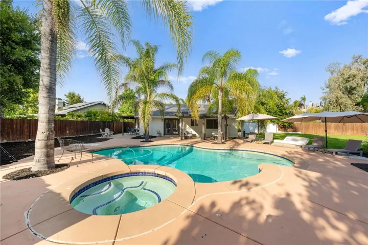 42811 N Star Court, Temecula, California 92592