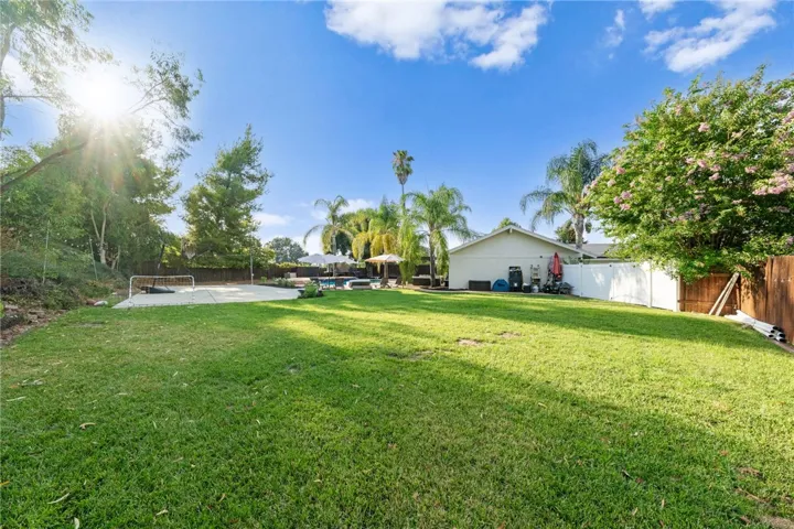 42811 N Star Court, Temecula, California 92592