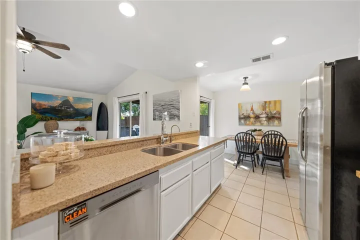 42811 N Star Court, Temecula, California 92592