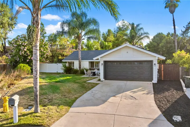 42811 N Star Court, Temecula, California 92592