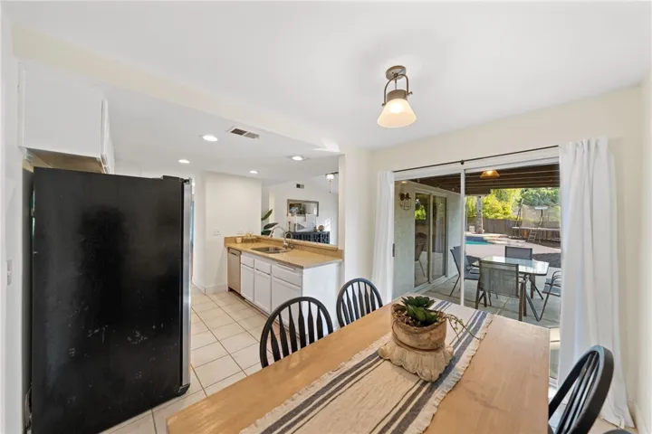 42811 N Star Court, Temecula, California 92592