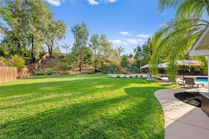 42811 N Star Court, Temecula, California 92592