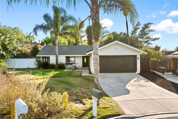 42811 N Star Court, Temecula, California 92592