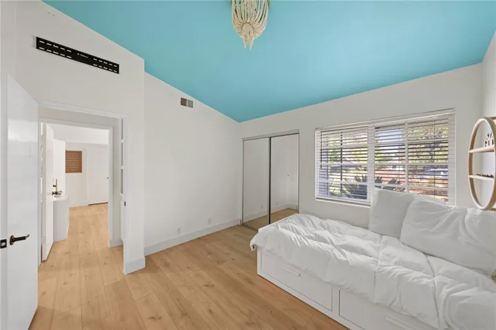 42811 N Star Court, Temecula, California 92592