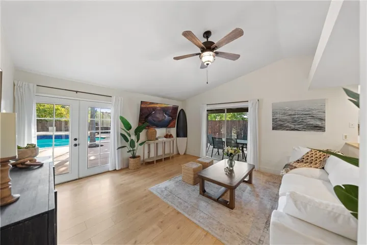 42811 N Star Court, Temecula, California 92592