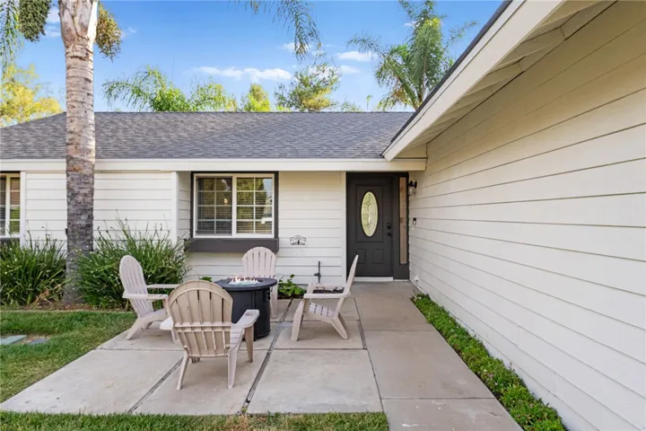 42811 N Star Court, Temecula, California 92592