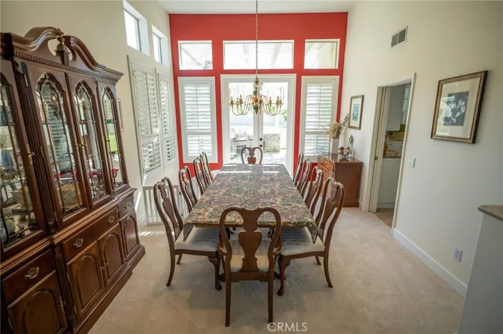 Formal dining room