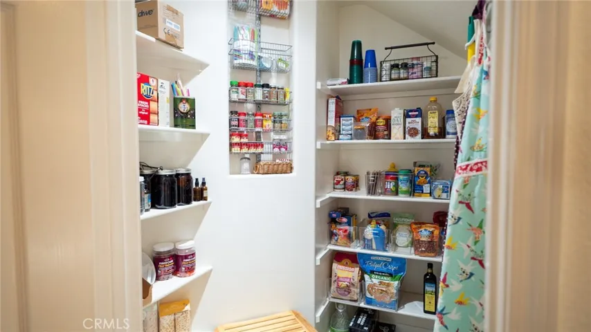 Walk-in pantry