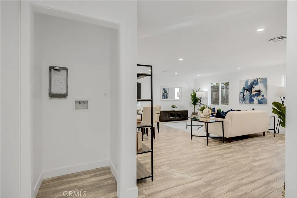 78 E Highland Avenue, Sierra Madre, California 91024 home-pic-50