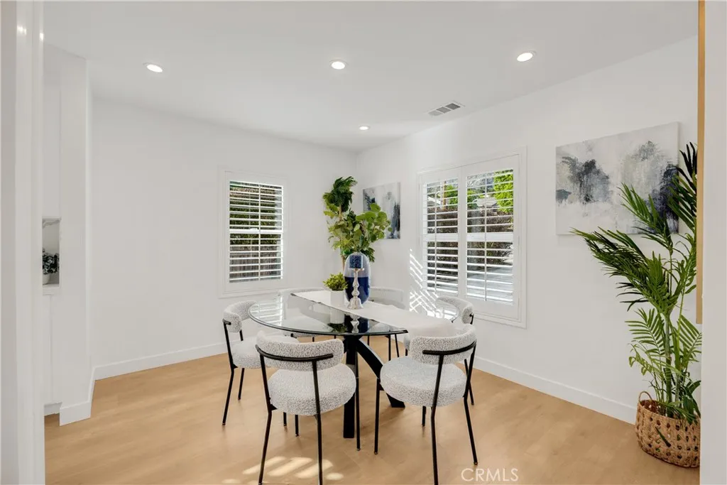 78 E Highland Avenue, Sierra Madre, California 91024 home-pic-29