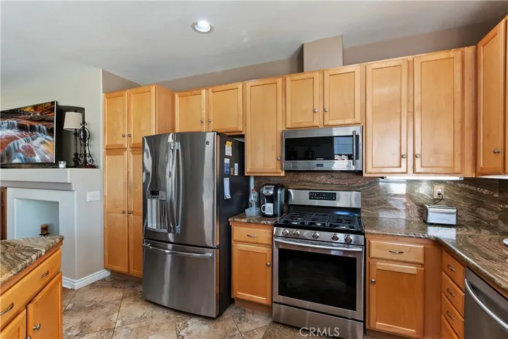 5064 Rio Bravo Drive, Banning, California 92220