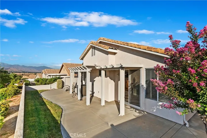 5064 Rio Bravo Drive, Banning, California 92220