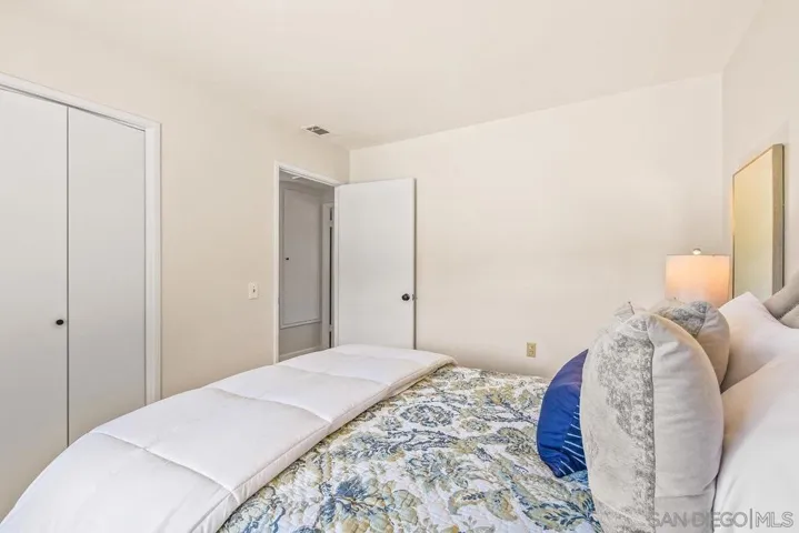 11944 Callado Rd, San Diego, California 92128