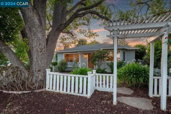 564 Georgia Ave, Palo Alto, California 94306