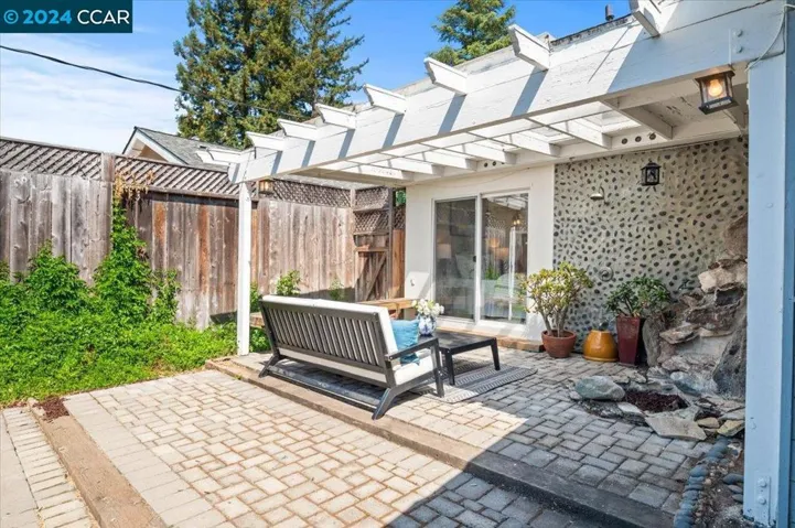 564 Georgia Ave, Palo Alto, California 94306