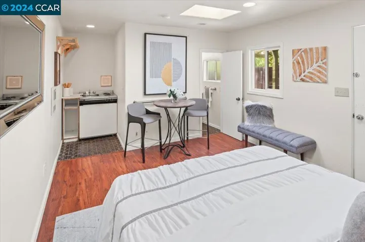 Studio - 3rd Bedroom