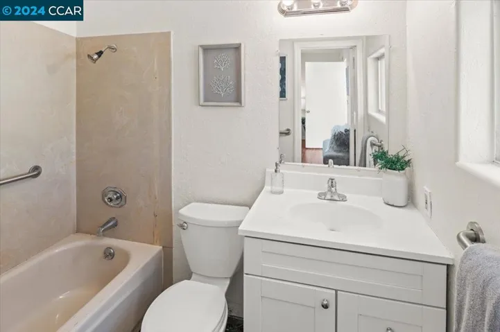 2nd Full Bathroom
