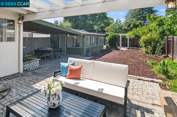 564 Georgia Ave, Palo Alto, California 94306