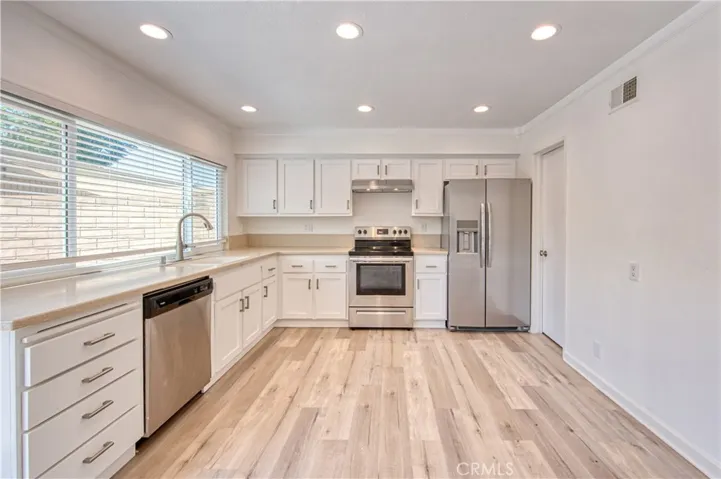 10357 Powderhorn River Court, Fountain Valley, California 92708