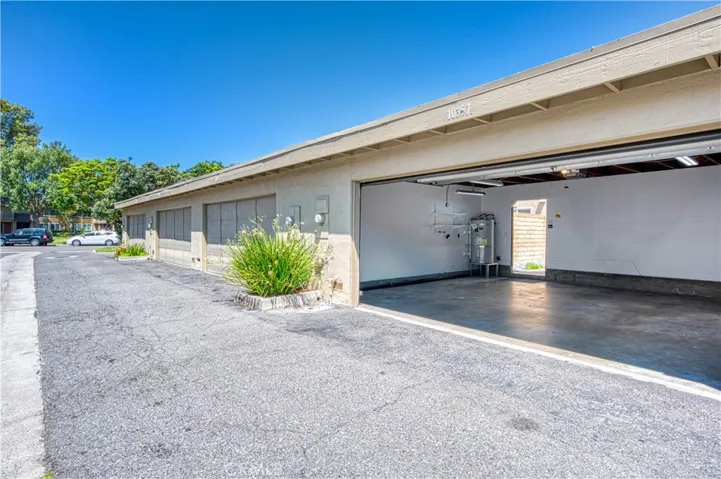 10357 Powderhorn River Court, Fountain Valley, California 92708