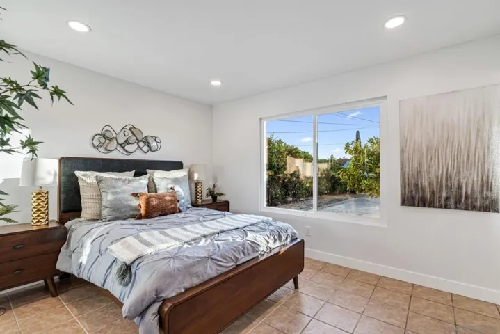 13121 Ridgedale Dr., Poway, California 92064