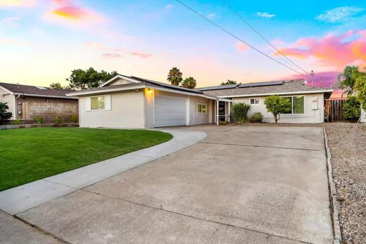 13121 Ridgedale Dr., Poway, California 92064