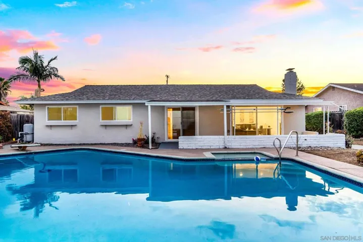 13121 Ridgedale Dr., Poway, California 92064