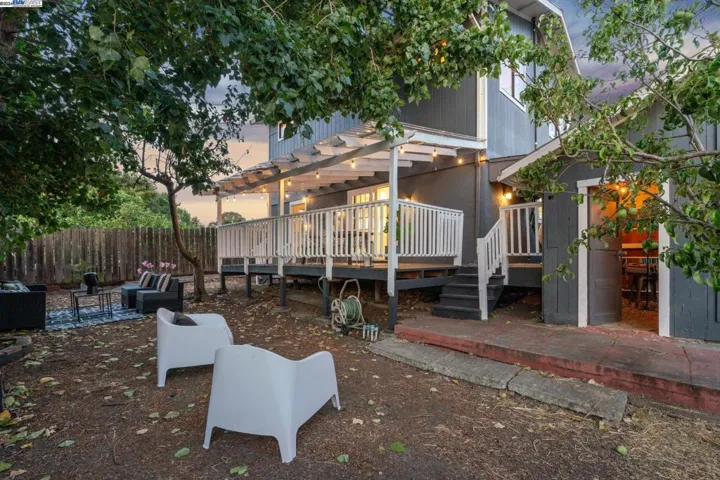 3009 Humboldt Avenue, Oakland, California 94602