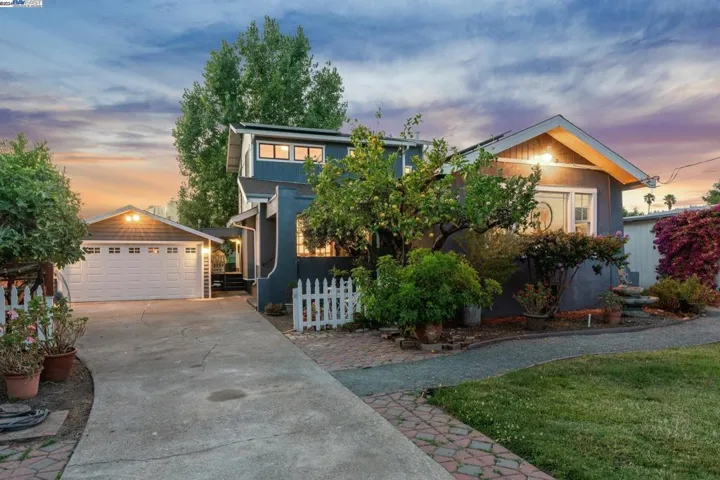 3009 Humboldt Avenue, Oakland, California 94602