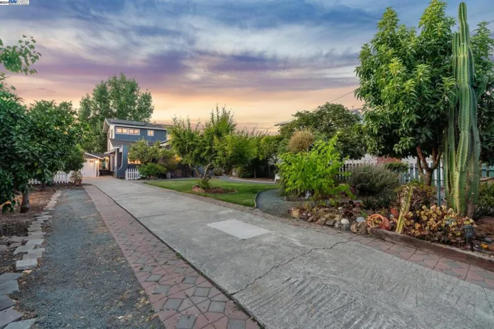 3009 Humboldt Avenue, Oakland, California 94602