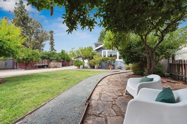 3009 Humboldt Avenue, Oakland, California 94602