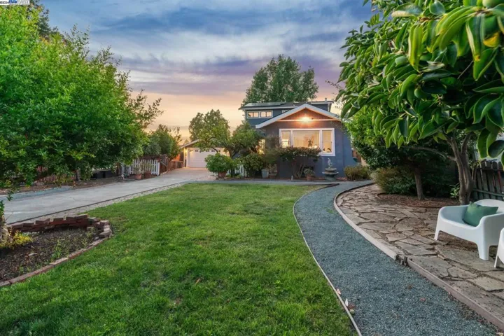 3009 Humboldt Avenue, Oakland, California 94602