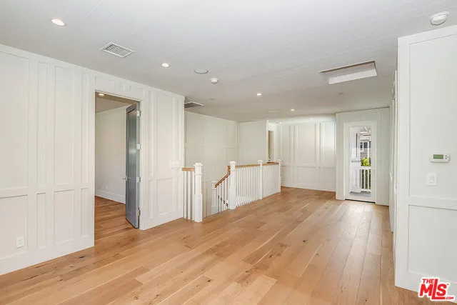 UPSTAIRS FAMILY ROOM
