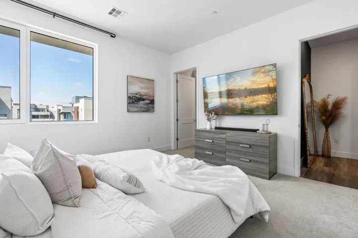 45258 Tom Blalock Street 406, Fremont, California 94539