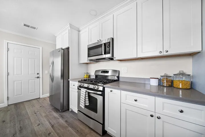 5506 Dent Avenue, San Jose, California 95118