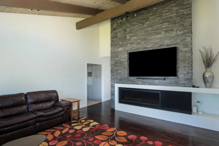 7075 Royal Ridge Drive, San Jose, California 95120