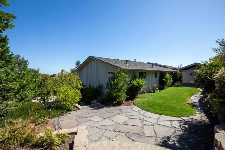 7075 Royal Ridge Drive, San Jose, California 95120