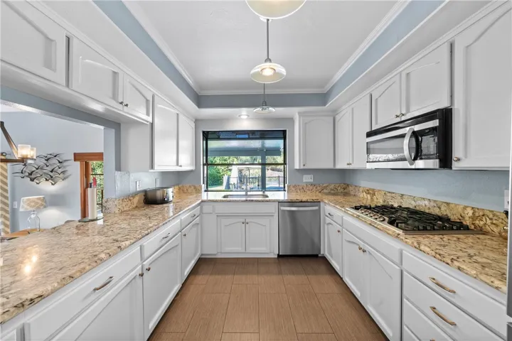 1705 Rossmont Drive, Redlands, California 92373