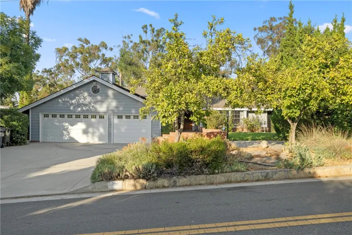 1705 Rossmont Drive, Redlands, California 92373