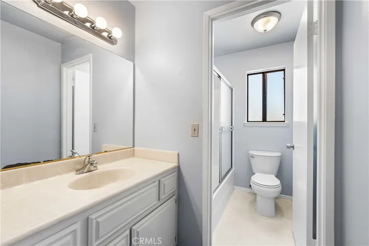 1243 W Avenue H4, Lancaster, California 93534