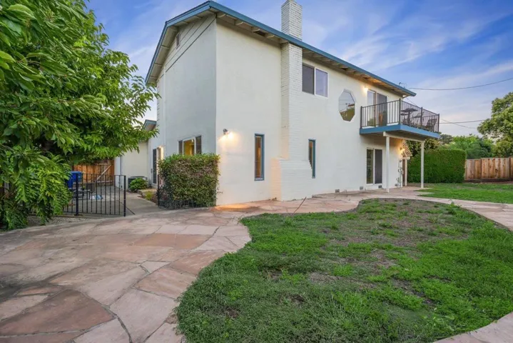 958 La Plata Plaza, Campbell, California 95008