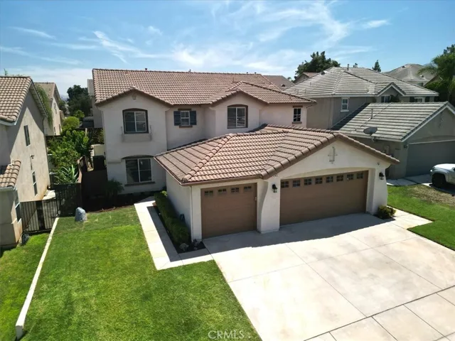 2545 Ash Street, Corona, California 92881