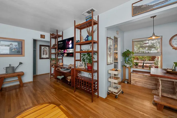1870 Reed Ave, San Diego, California 92109
