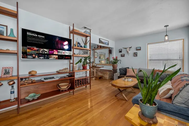 1870 Reed Ave, San Diego, California 92109