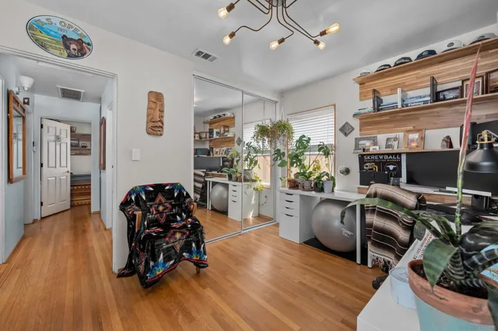 1870 Reed Ave, San Diego, California 92109