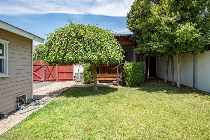 830 W Foothill Boulevard, Glendora, California 91741