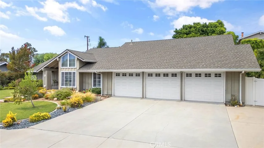 16711 Oakhurst Circle, Yorba Linda, California 92886