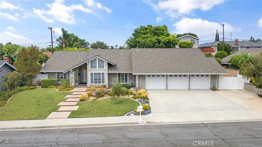 16711 Oakhurst Circle, Yorba Linda, California 92886
