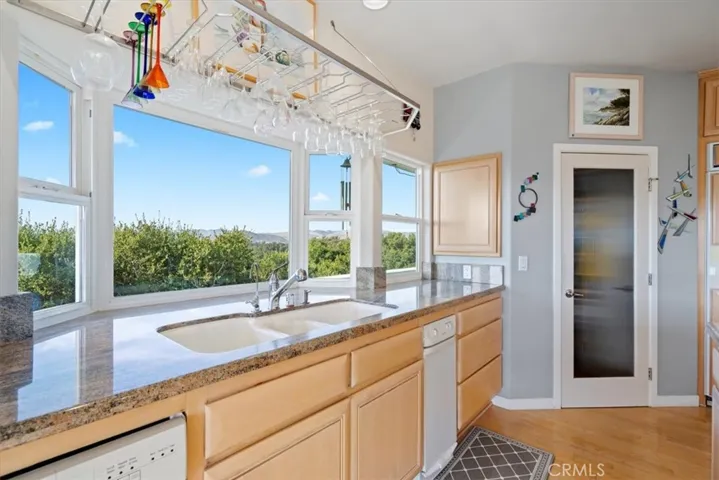 The kitchen is a chef's dream