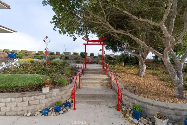 Welcoming Tori Gate